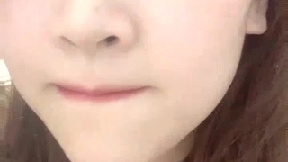 一线天超紧致白虎美穴嫩嫩小萝莉掰开粉穴揉搓特写翘起大屁股拍打逼逼没怎么被开发看着很是诱惑