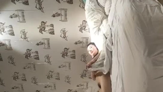 白嫩小脚加肉丝，不想舔一口吗骚年？