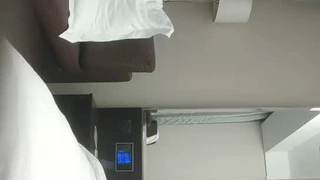 隔着网袜玩B玩到失禁 #主播