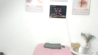 插我兩根小辮超嫩美少女！情趣裝丁字褲！夾子音說話嗲嗲，多毛小穴非常嫩，插我 - 伊莉影片區