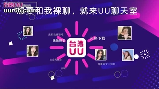 青少年被锁在她的阴蒂上的振动器 | 强烈的高潮！
