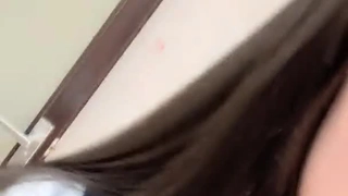 卫生间强上女白领