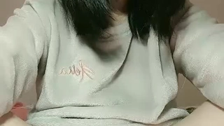 法律上的父亲和法律上的儿子与金发少女进行三人行